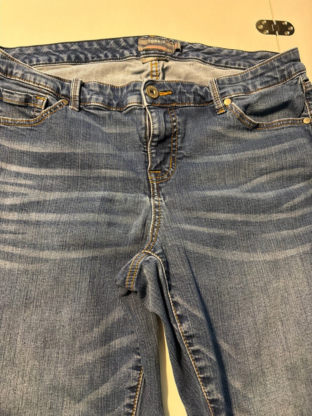 14R Torrid Boyfriend Straight jeans
